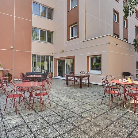 Hotel Cinepole - Proche Paris Joinville-le-Pont Exterior photo