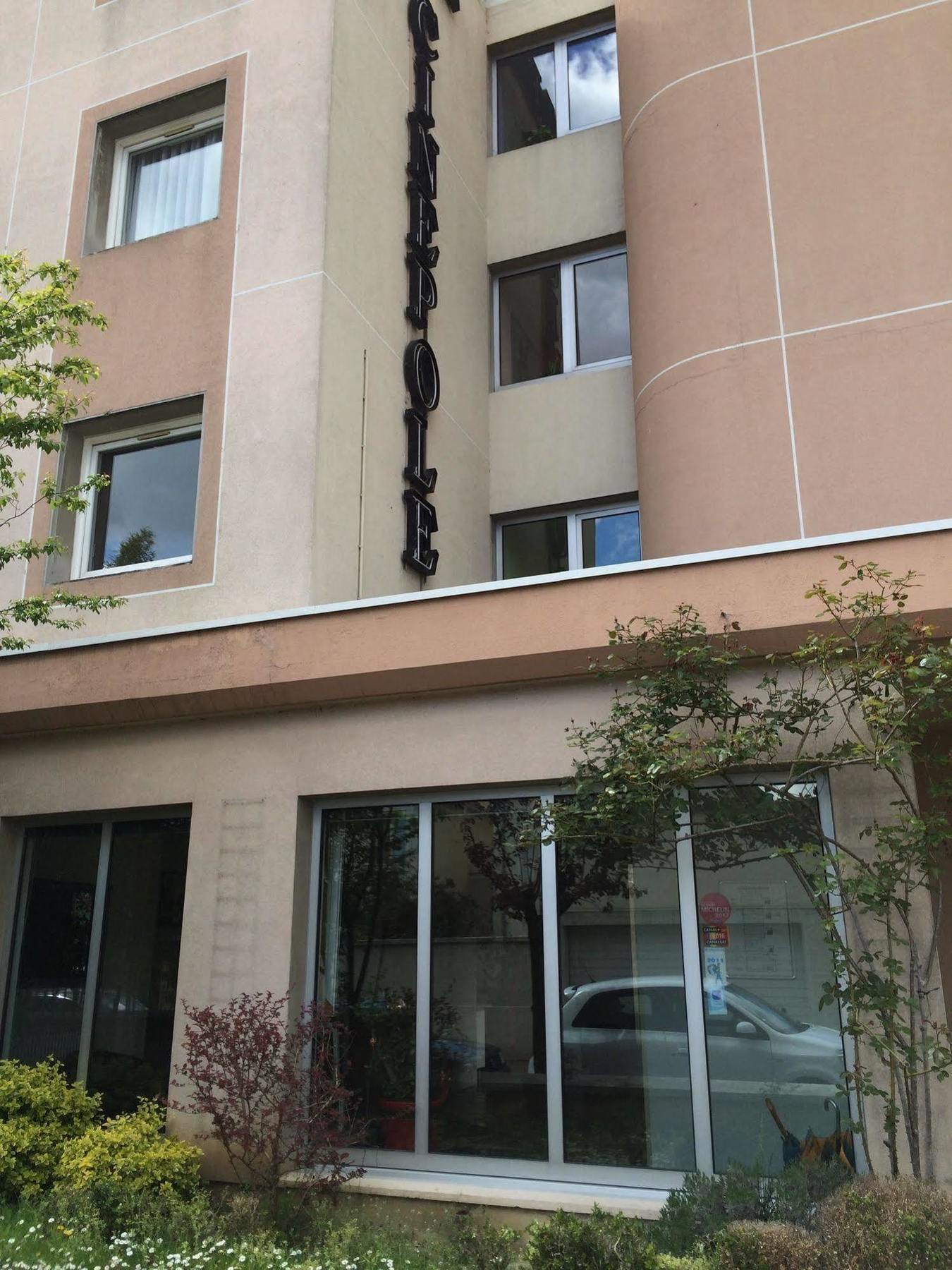 Hotel Cinepole - Proche Paris Joinville-le-Pont Exterior photo