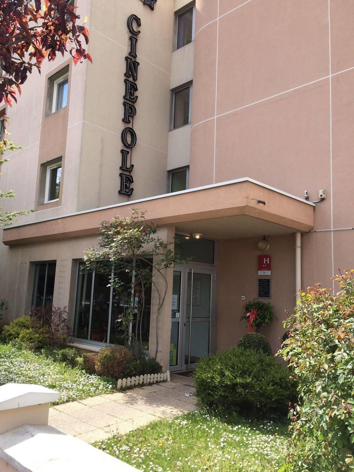 Hotel Cinepole - Proche Paris Joinville-le-Pont Exterior photo